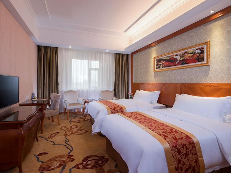 Vienna Hotel Chaoyang High-Speed Train Station Shantou Esterno foto